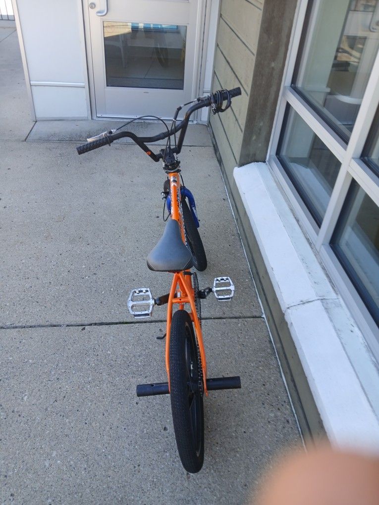 Mongoose BICYCLE