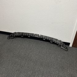 2021 - 2022 TOYOTA SIENNA  LE FRONT BUMPER  LOWER ABSORBER OEM