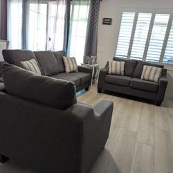 Queen Size Sleeper Sofa Loveseat And Chair 