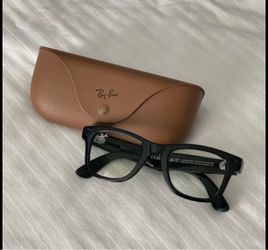 RAY- BANS META GLASSES