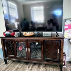 79in TV & Stant  vision smart tv