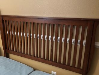 Queen bedroom set