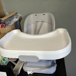 Free Tv Feeding Chair 