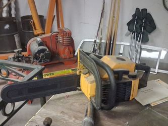 Montgomery wards chainsaw