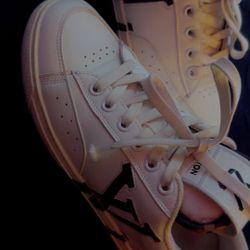 Louis Vuitton Women shoes