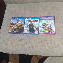 3 PS 4 GAMES