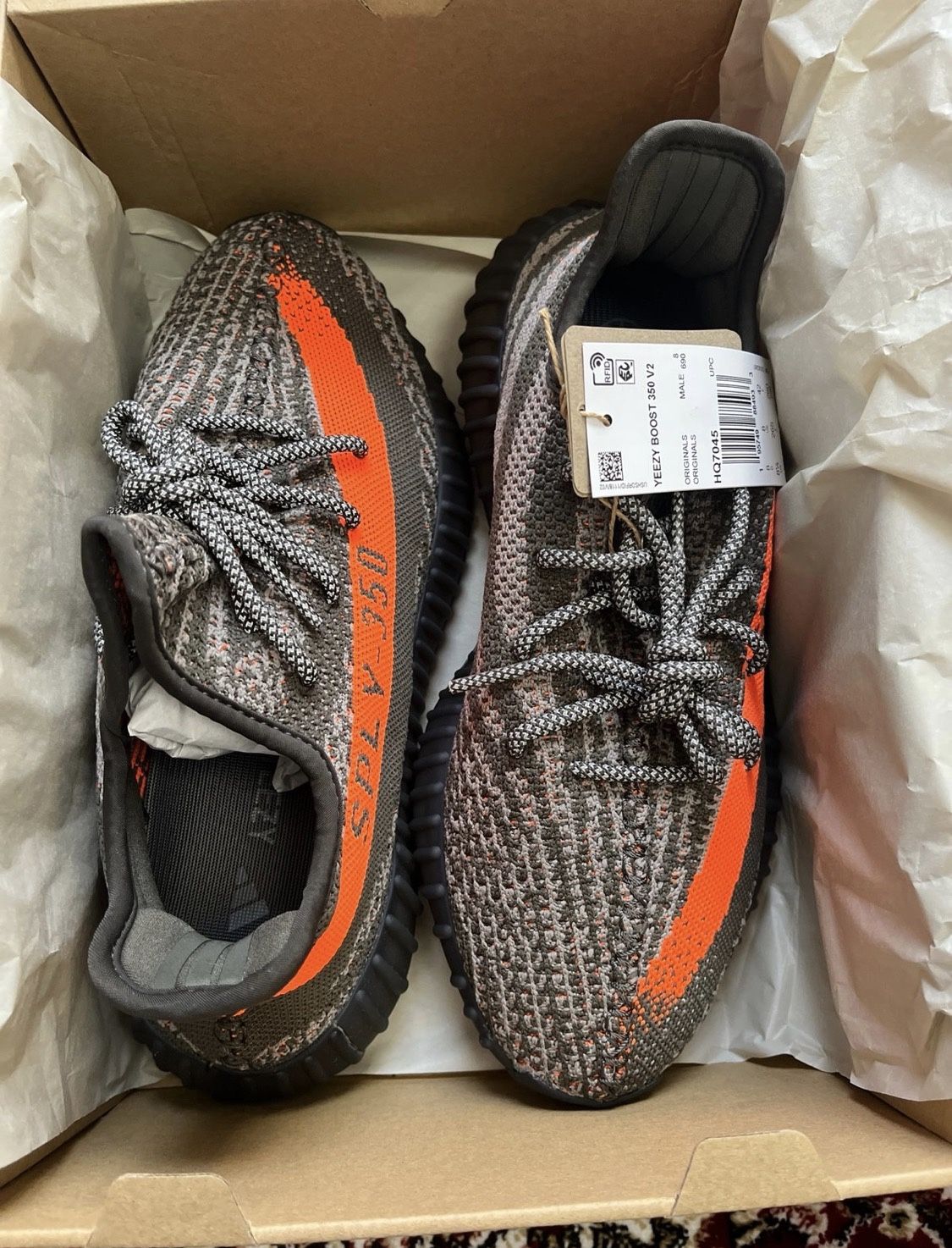 Adidas Yeezy 350 V2 carbon beluga (new US 8.5)