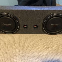 2 10's Subwoofers Pioneer 