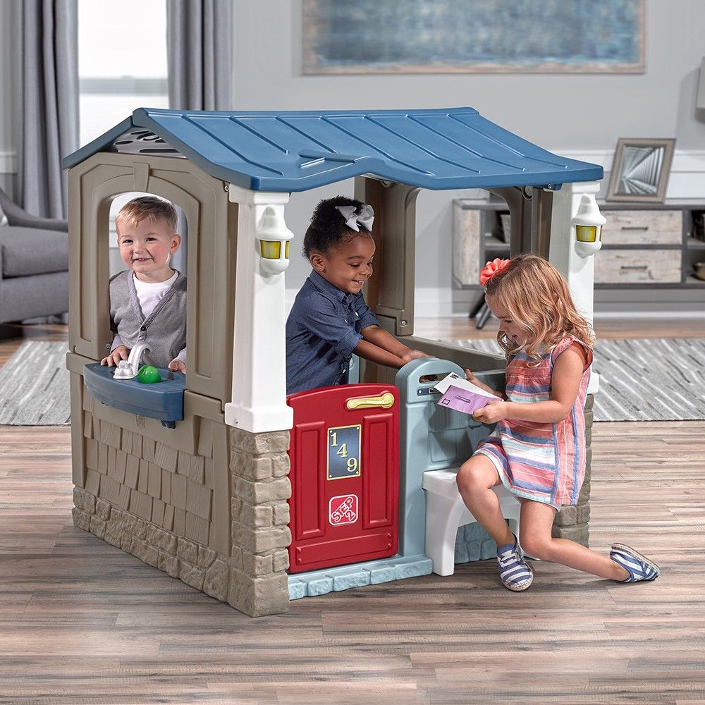 Step 2 Seaside Villa Playhouse