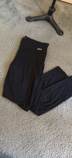 Brand new Victoria secret leggings (size large)