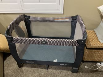 Graco Play pin