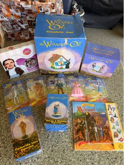 Wizard of Oz collectibles bundle