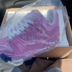 LV Trainer Sneaker Pink