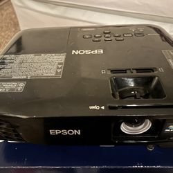 Epson Projector (ex5220)