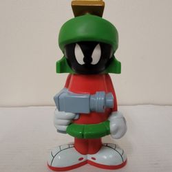 1996 Rare Warner Bros Marvin the Martian Holding Ray Gun Soap Dispenser 