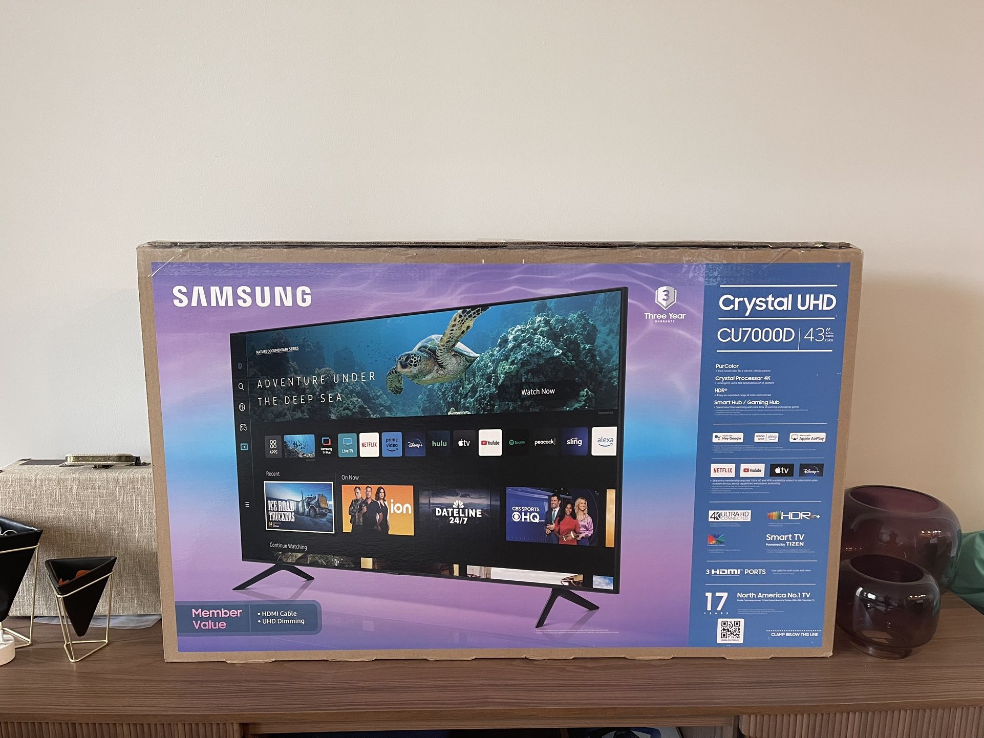 Samsung 43” Smart TV