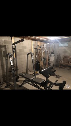 Home gym set up over 350lbs of weights & Olympic bar