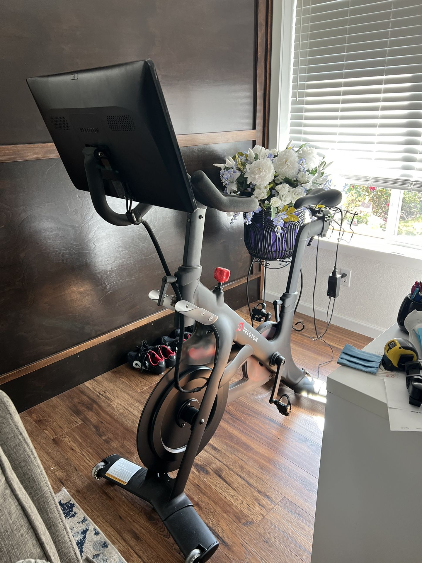 Peloton With 3 Different Size Shoes