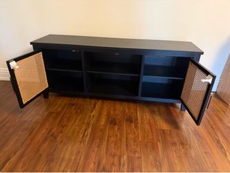Black media center