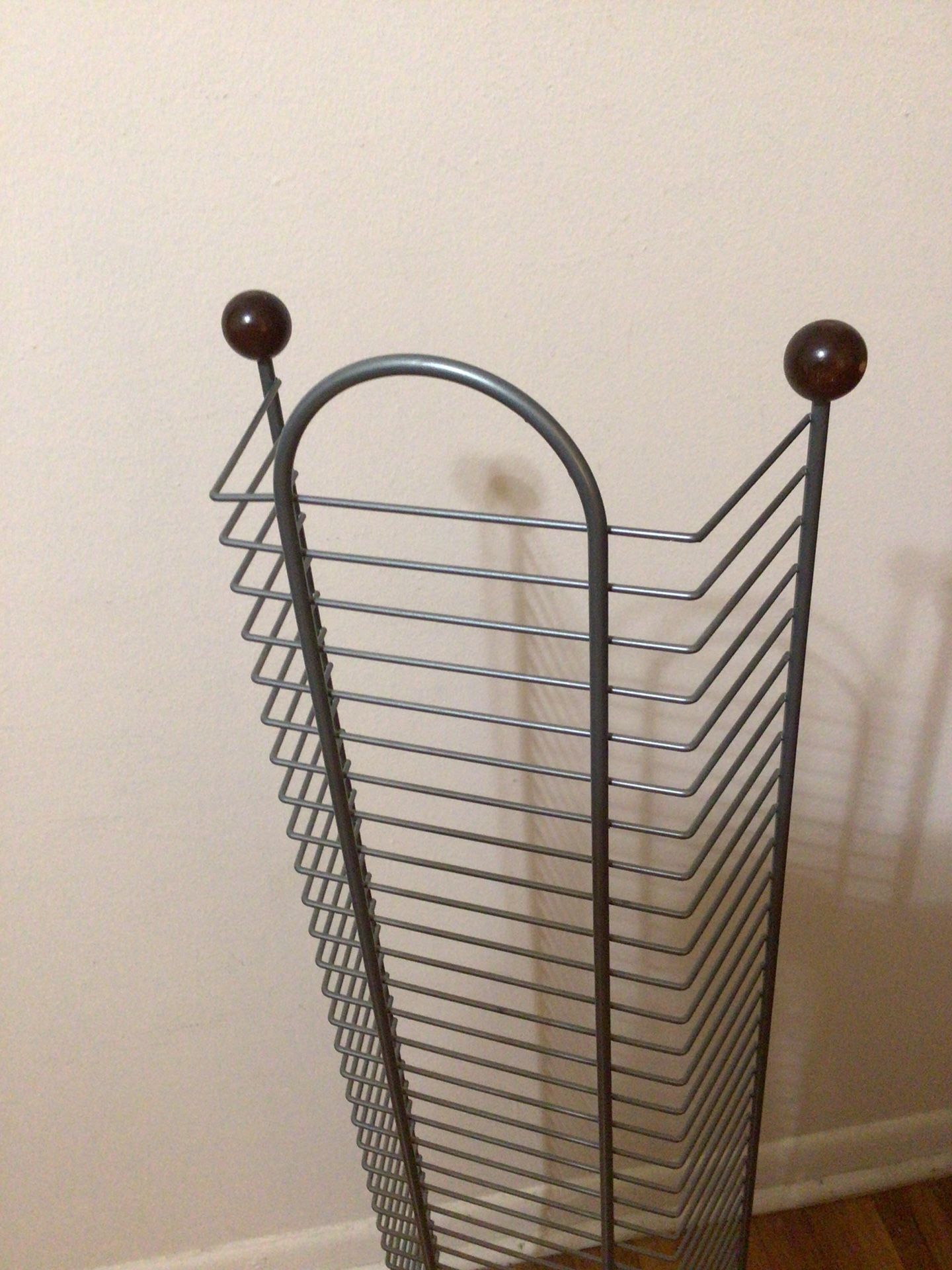 30” TALL PORTABLE TOWER DVD STORAGE