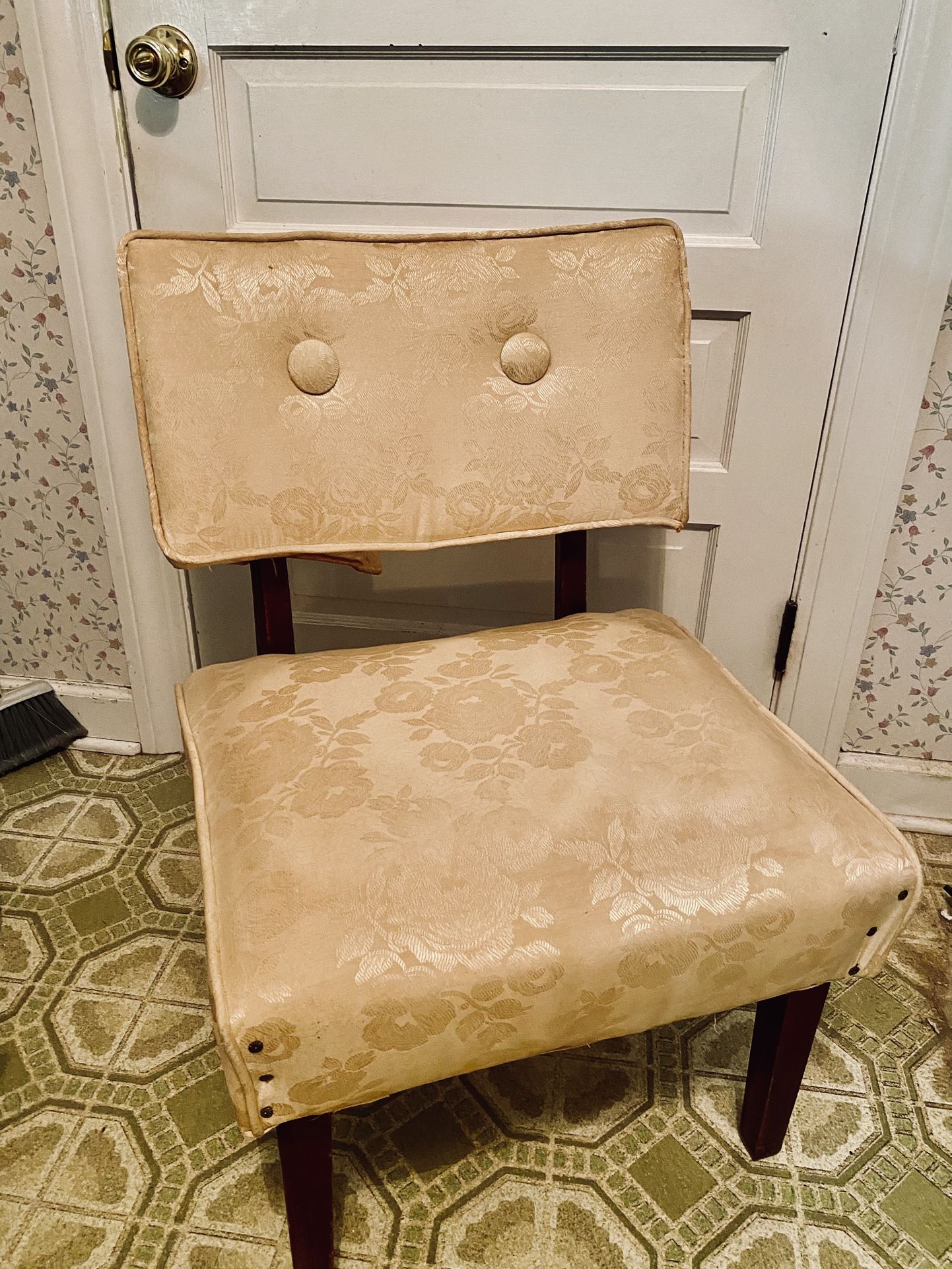 Vintage Mid Century Slipper Chair