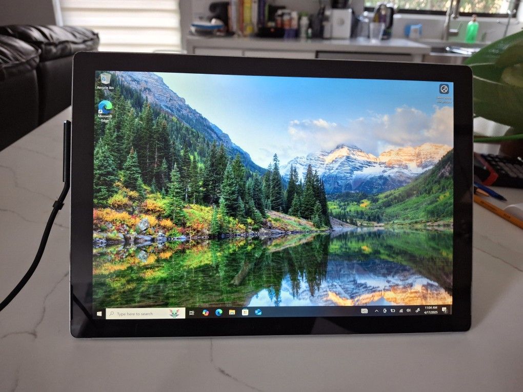 Used Microsoft Surface Pro 5 128 Gb With Charger..no Keyboard