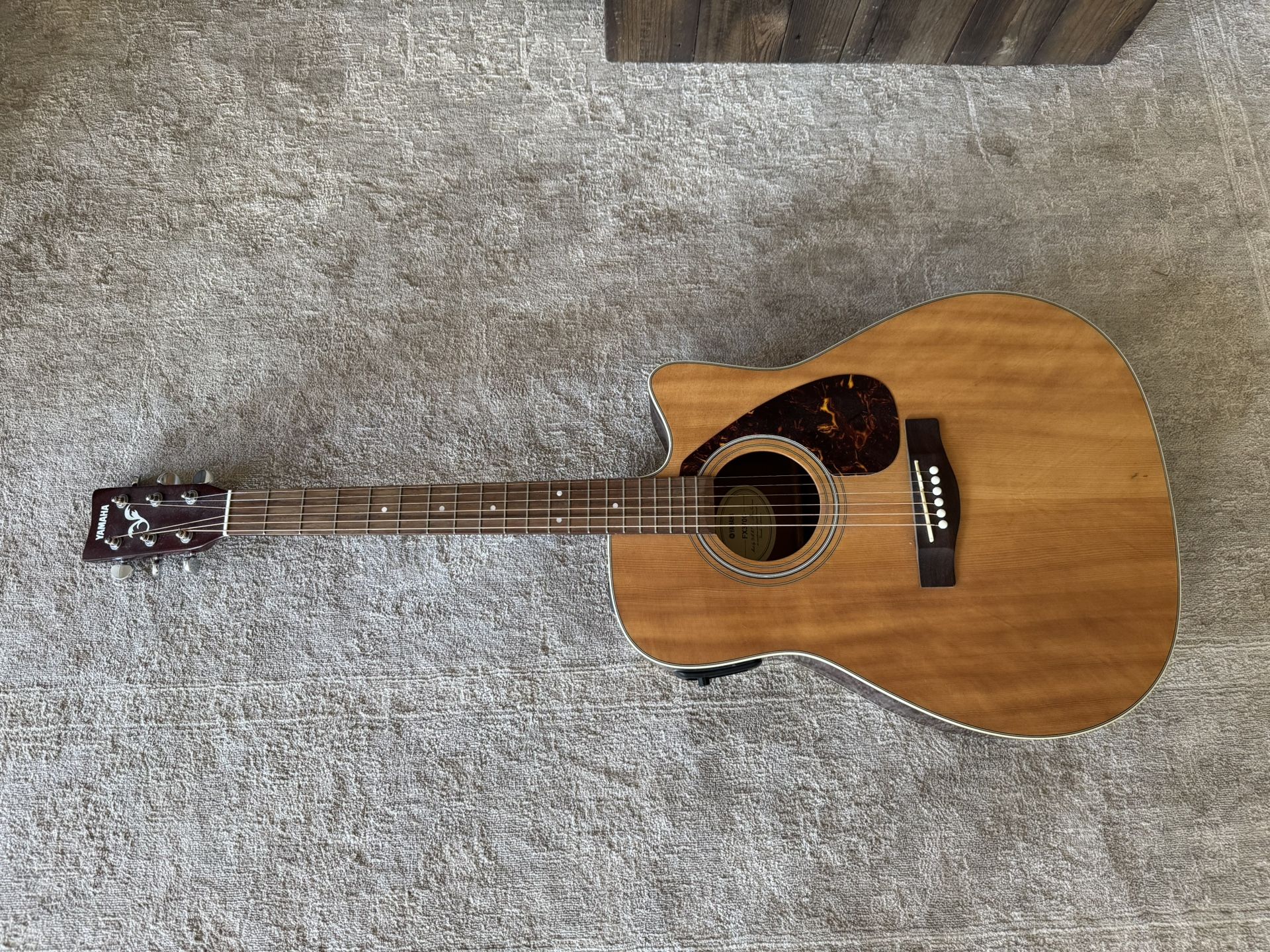 Yamaha Acoustic-Electric Guitar