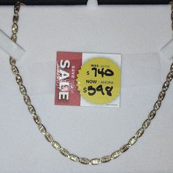 Gucci necklace 