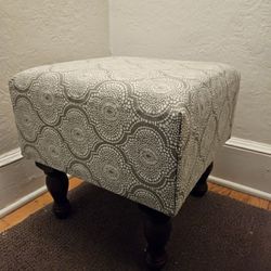 Bohemian Style Design Gray And White Pattern Upholstered Ottoman Footstool