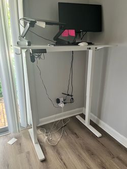 Electric Height-Adjustable Standing Desk – White