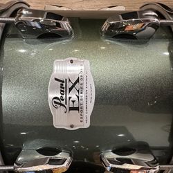 Pearl EX 7x10 Tom Drum Gunmetal Grey With Travel Case