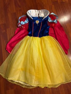 Some white costume size 4/6