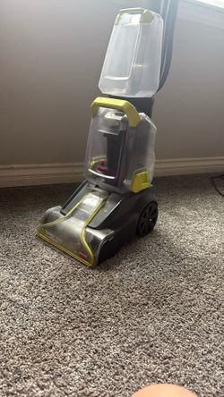BISSELL carpet Cleaner 