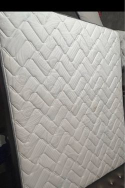 Queen mattress