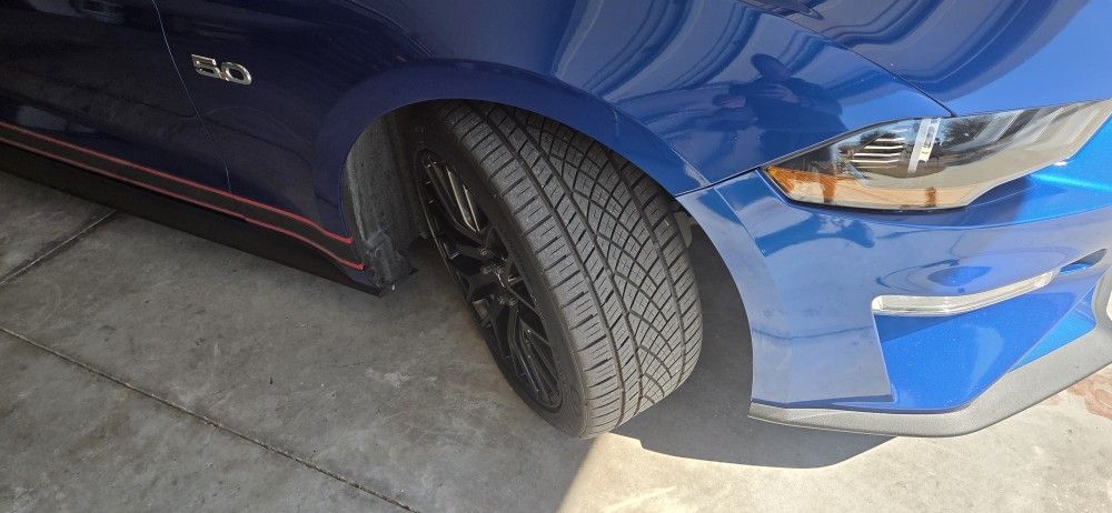 Awesome tires, 5, A lot of tread left!