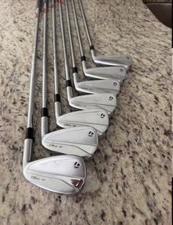 TaylorMade P790 Iron Set (4-PW)
