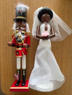 Wedding Couple Nutcracker Figurine Set