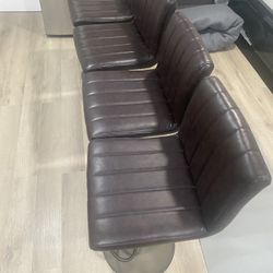 4 Barstools 