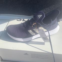 adidas for women size 8 brand new