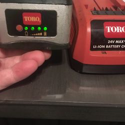 toro 24 v li-ionbattery and charger 