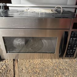 GE Profile Spacemaker XL1800 Microwave Oven Built In Design