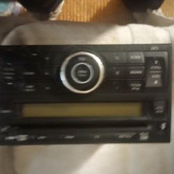 NISSAN JUKE FACTORY  RADIIO CD PLAYER