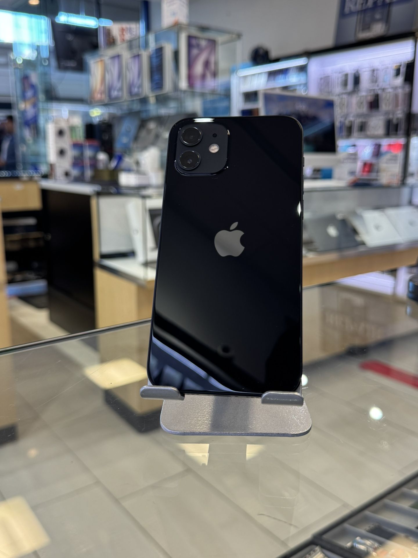 iPhone 12 64GB Unlocked