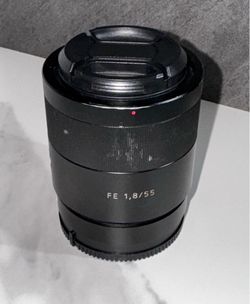 Sony Zeiss 25mm F2 Lens