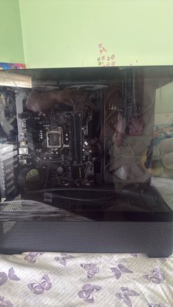 🖥️ Gigabyte PC Build / PC Case — $120  Condition: Used