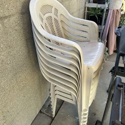 Free Chairs