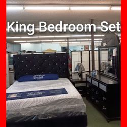 🤩 King Bedroom Set 