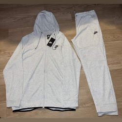 Light Grey Men Nike Sweatsuit . Size 3x 