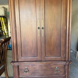 Armoire