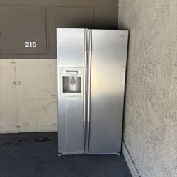 Refrigerator For Sale 